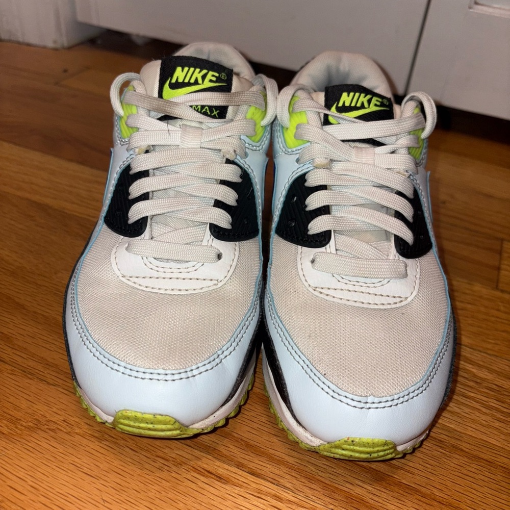 ✨ NIKE ✨ Women’s Air Max 90 Summit White/Racer Blue/Volt Size 6.5 With Box $140 - Picture 6 of 15